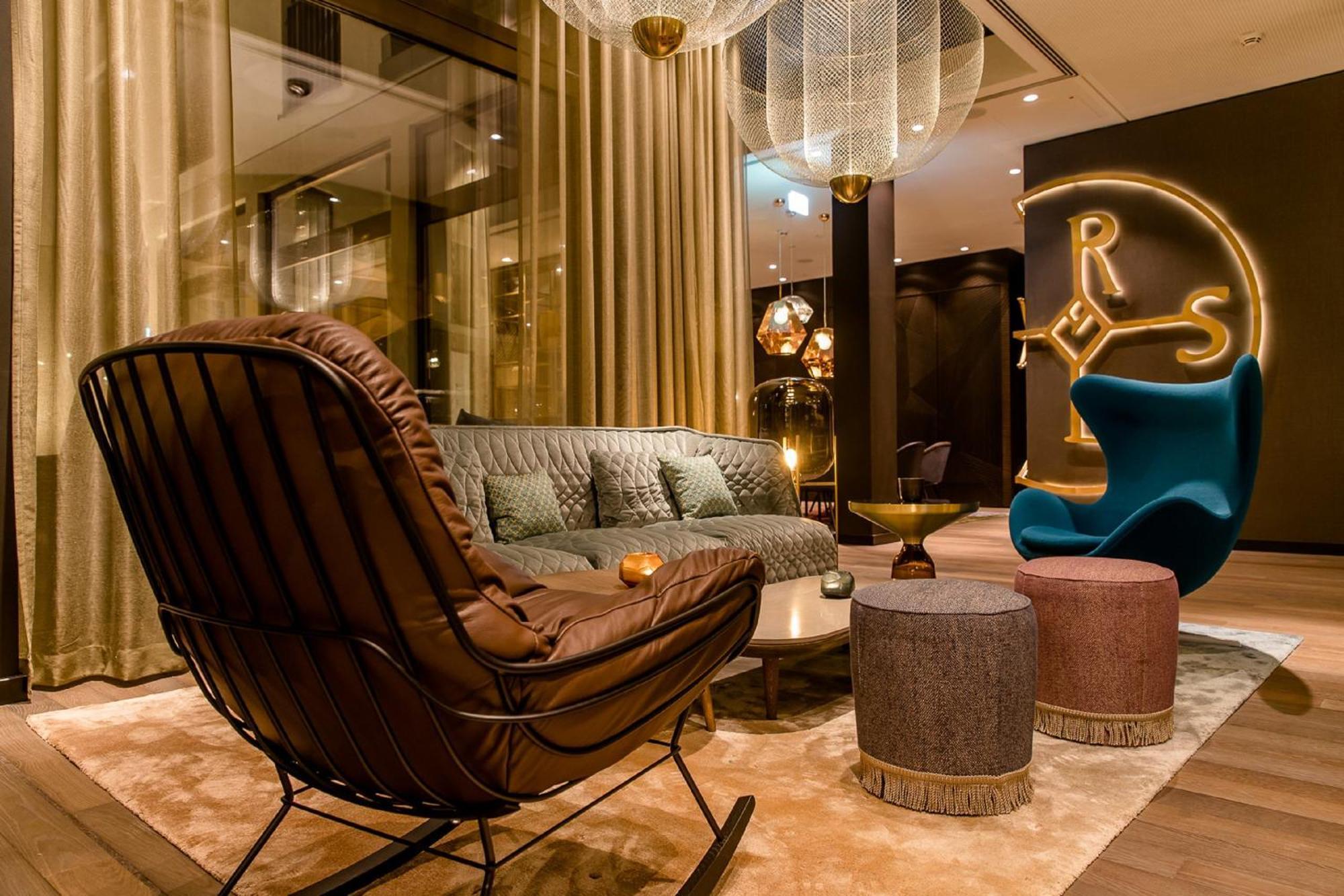 Motel One อาเคิน ภายนอก รูปภาพ