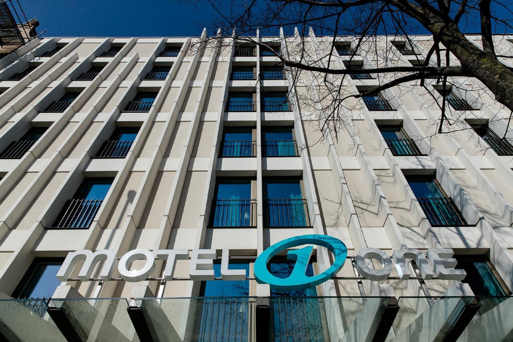 Motel One อาเคิน ภายนอก รูปภาพ