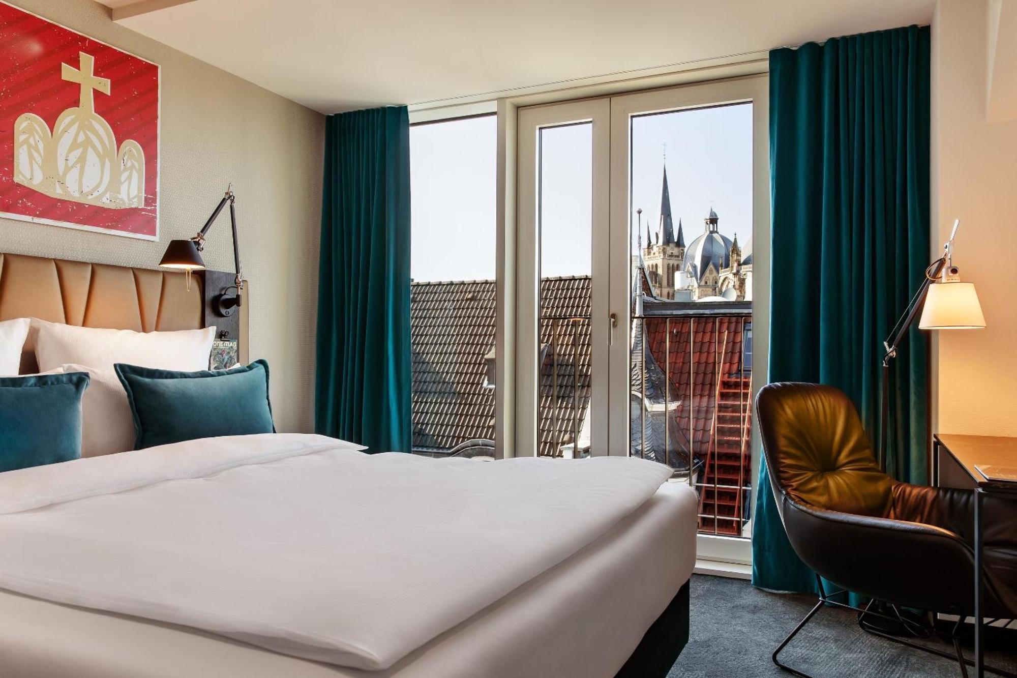 Motel One อาเคิน ภายนอก รูปภาพ